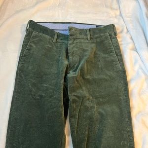 Green corduroy Ralph Lauren Pants, size 6, medium